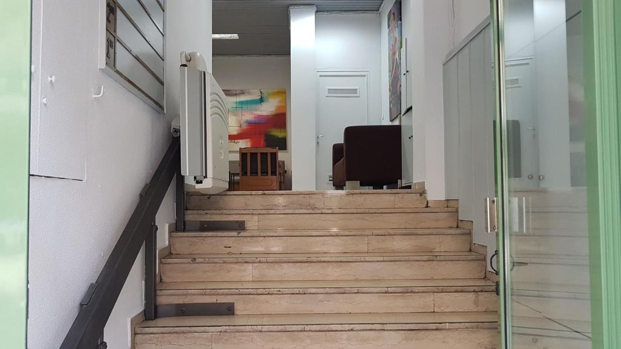 Palette Apartment Carmine - Athens Center, 6 Bd, 3 Bath エクステリア 写真