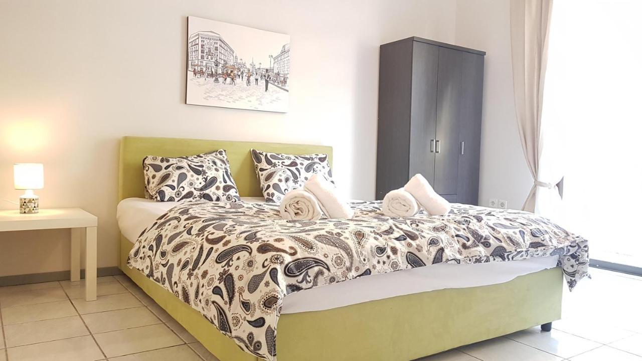 Palette Apartment Carmine - Athens Center, 6 Bd, 3 Bath エクステリア 写真