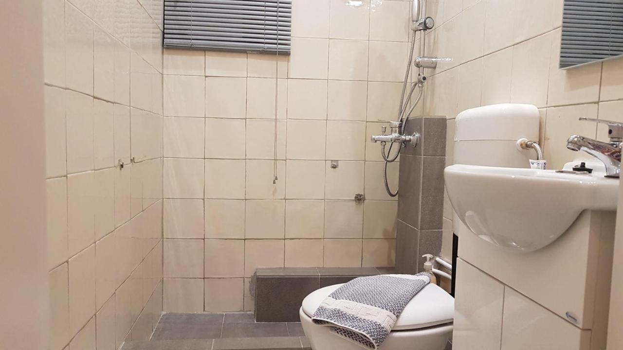 Palette Apartment Carmine - Athens Center, 6 Bd, 3 Bath エクステリア 写真