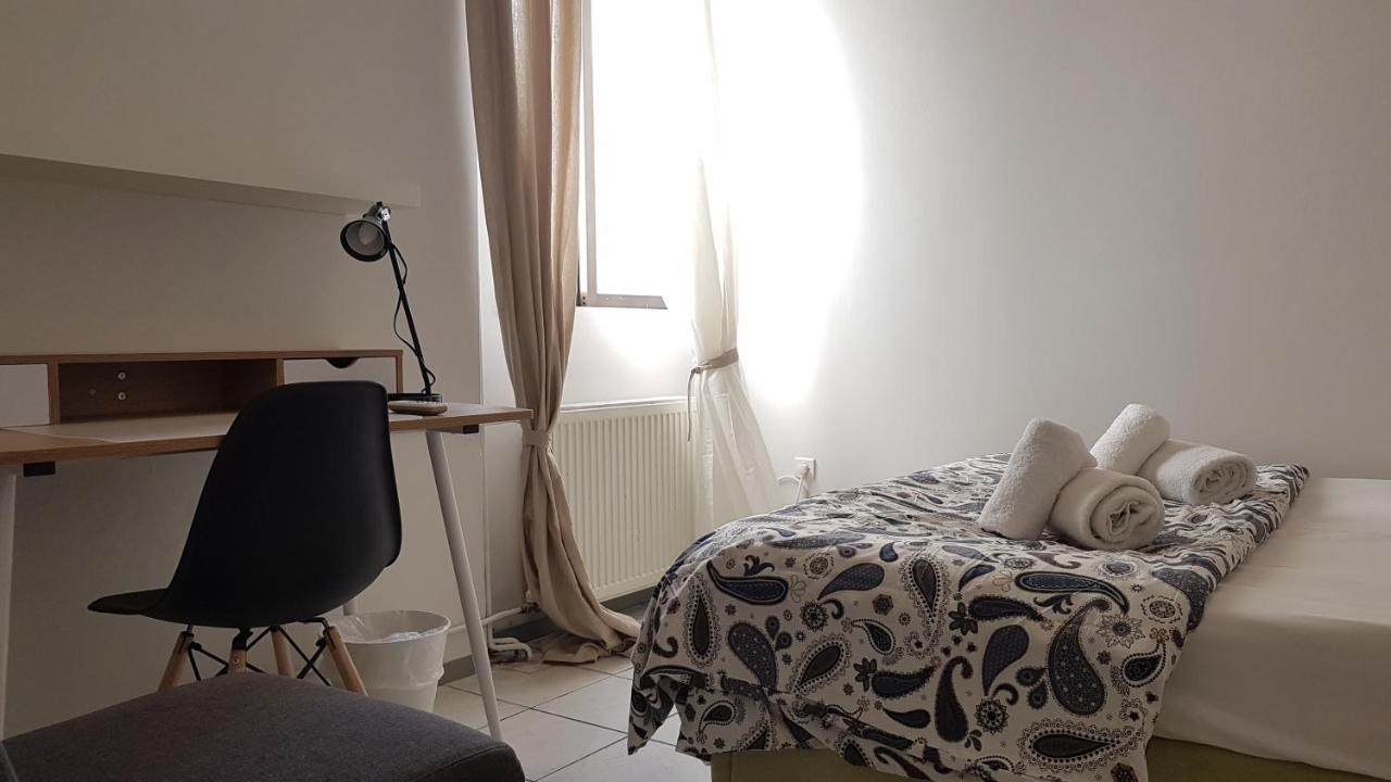 Palette Apartment Carmine - Athens Center, 6 Bd, 3 Bath エクステリア 写真