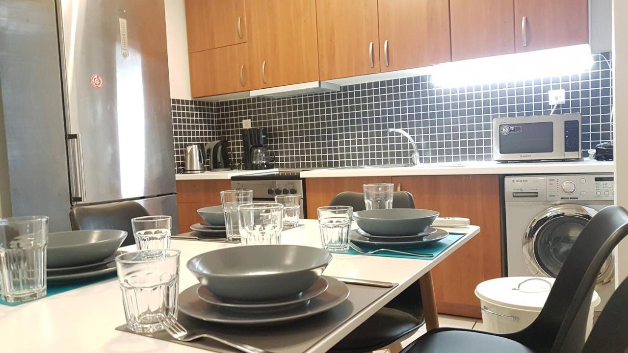 Palette Apartment Carmine - Athens Center, 6 Bd, 3 Bath エクステリア 写真
