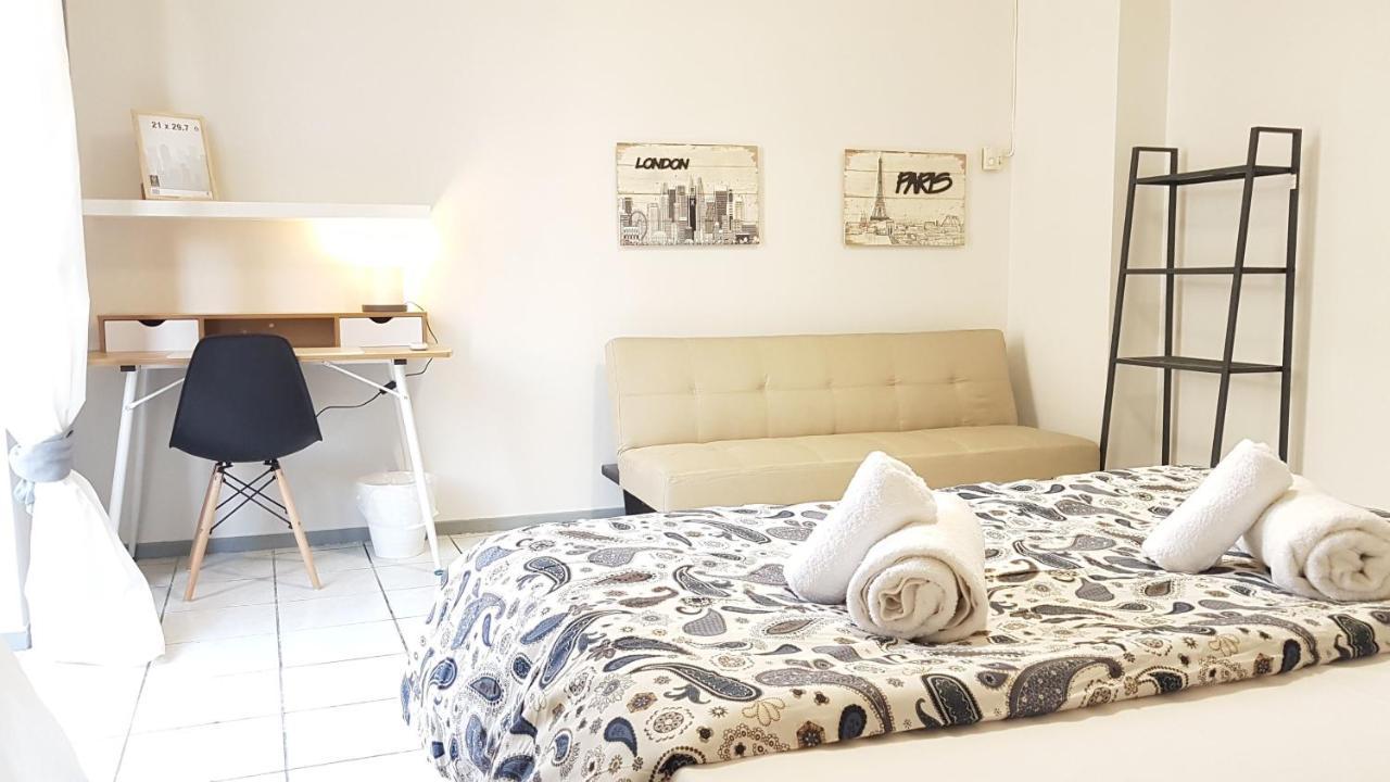 Palette Apartment Carmine - Athens Center, 6 Bd, 3 Bath エクステリア 写真