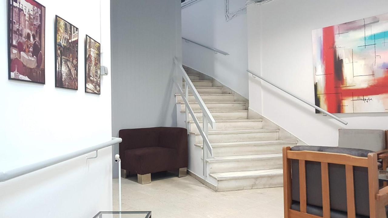 Palette Apartment Carmine - Athens Center, 6 Bd, 3 Bath エクステリア 写真